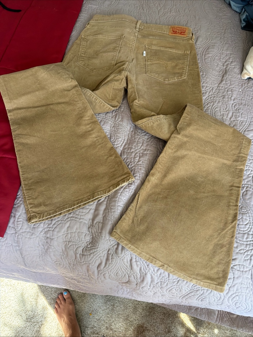 Women’s Levi brand Beige Flared corduroy jeans size 28 - Picture 8 of 8